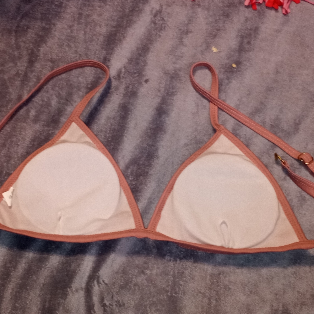 Bikini - Picture 6 of 7